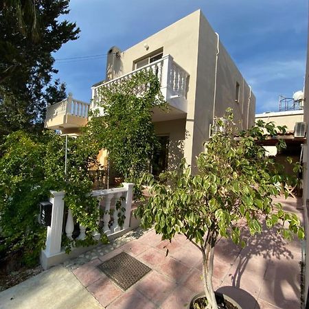 Moutallos Rooms Inn Homes Paphos Eksteriør billede
