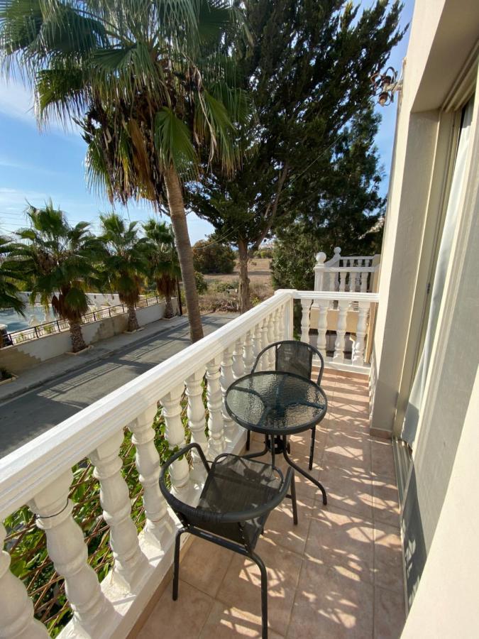 Moutallos Rooms Inn Homes Paphos Eksteriør billede