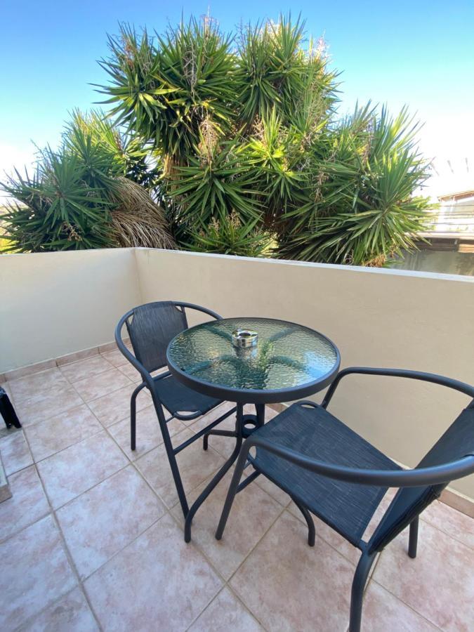 Moutallos Rooms Inn Homes Paphos Eksteriør billede